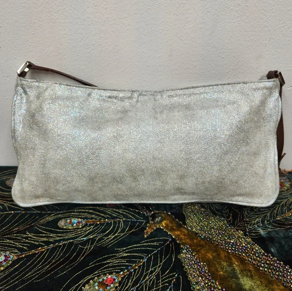 Fendi Bag - Picture 3 of 15